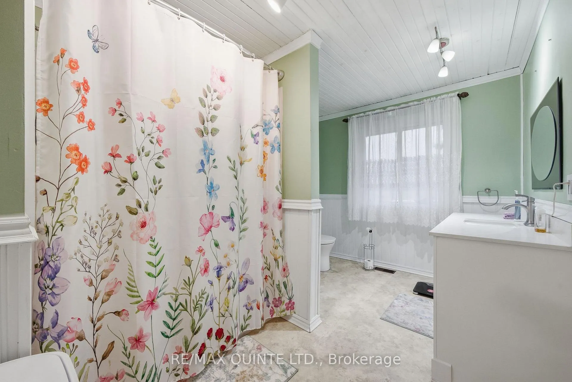 Photo 14 of 1809 Victoria Road, Prince Edward County, Ameliasburg Ward — HOMEH
