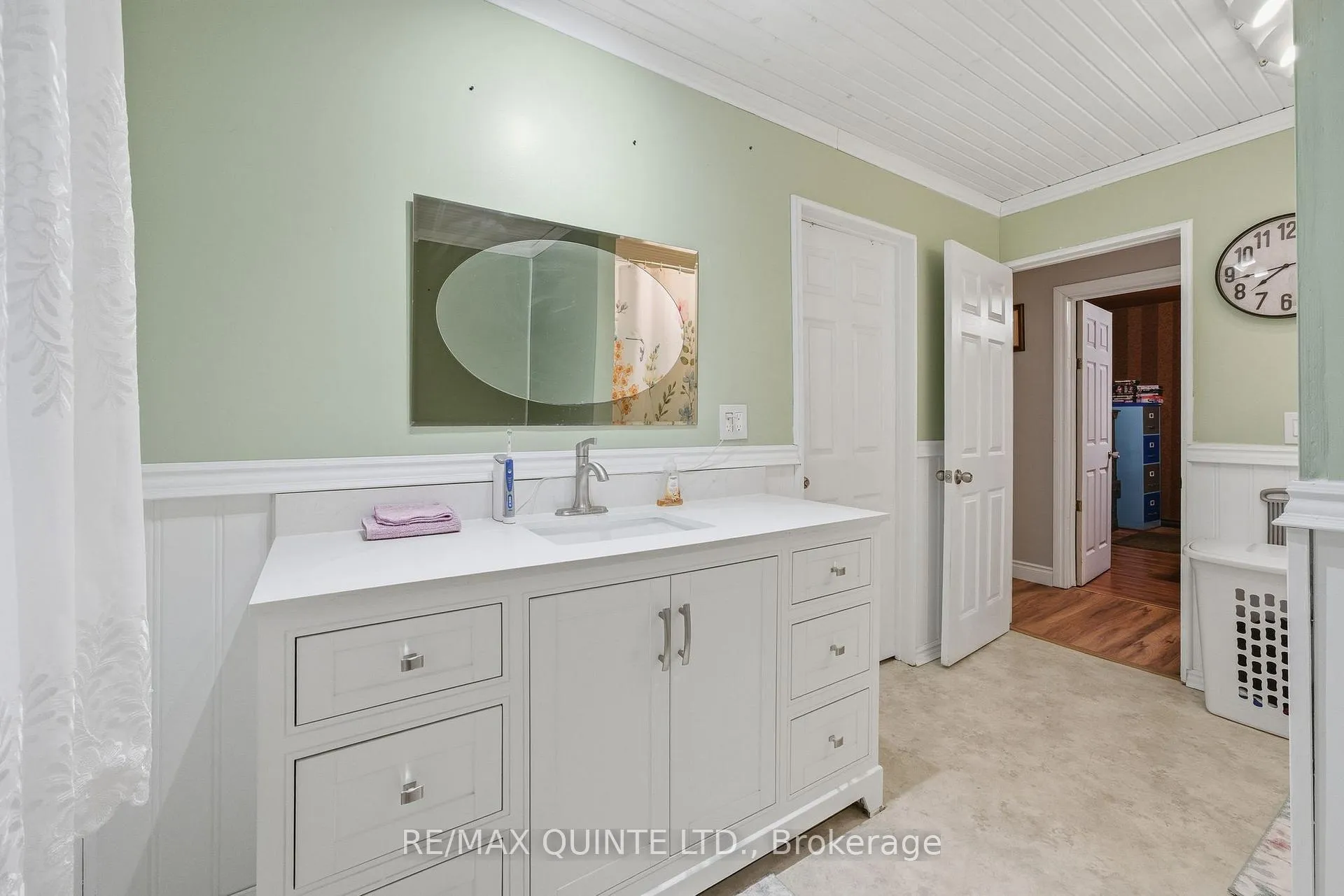 Photo 15 of 1809 Victoria Road, Prince Edward County, Ameliasburg Ward — HOMEH