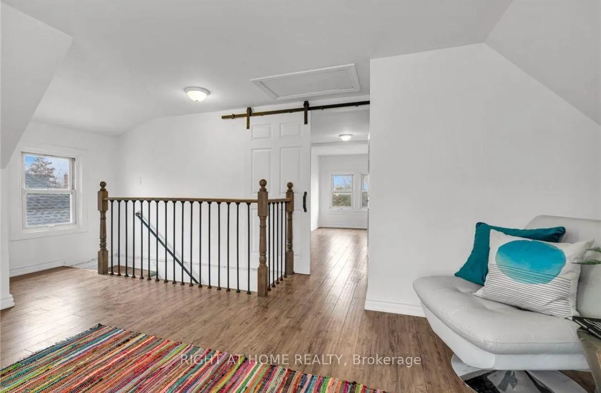 Photo 8 of Unit 2, 100 Dunsmure Road, Hamilton, Stipley — HOMEH