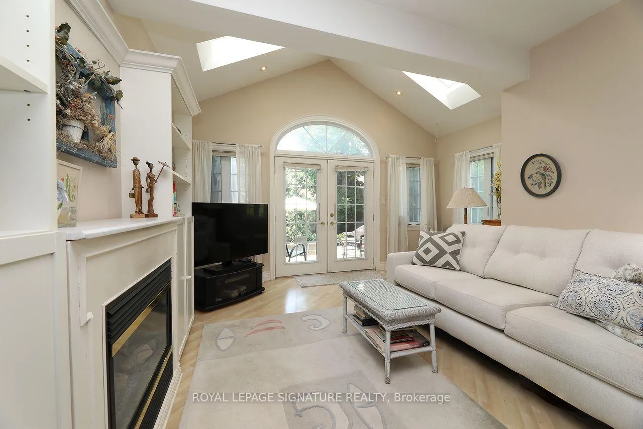 Photo 18 of 590 Castlefield Avenue, Toronto, Forest Hill North — HOMEH