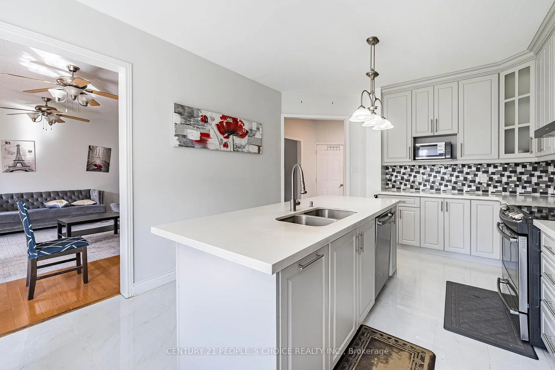 Photo 12 of 23 Smoothwater Street, Brampton, Sandringham-Wellington — HOMEH