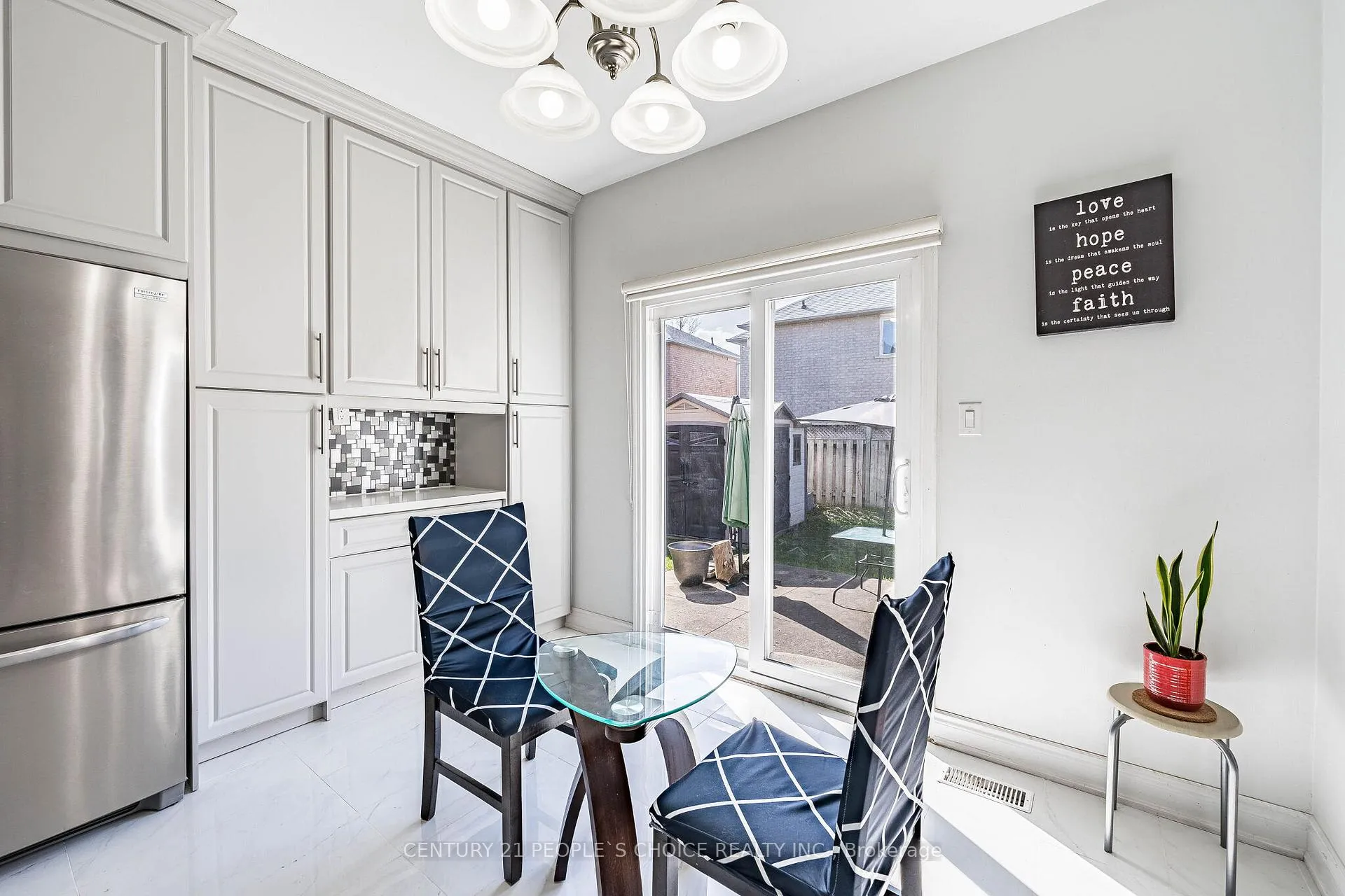 Photo 17 of 23 Smoothwater Street, Brampton, Sandringham-Wellington — HOMEH