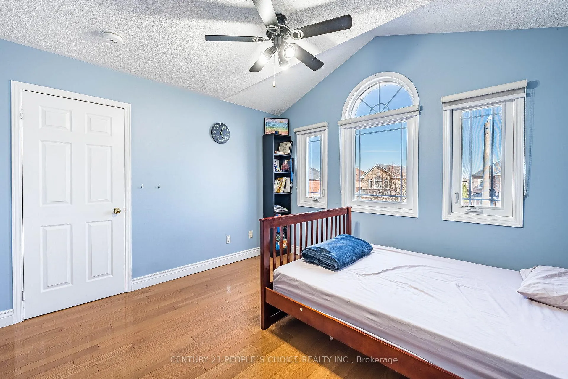Photo 35 of 23 Smoothwater Street, Brampton, Sandringham-Wellington — HOMEH