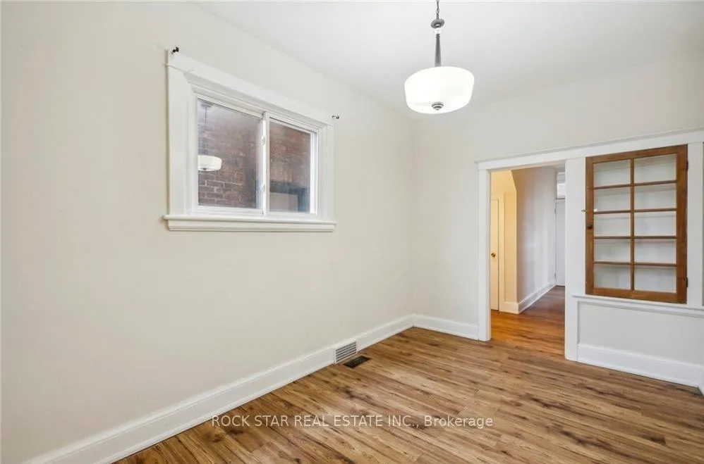 Photo 11 of Unit Main, 51 Smith Avenue, Hamilton, Landsdale — HOMEH