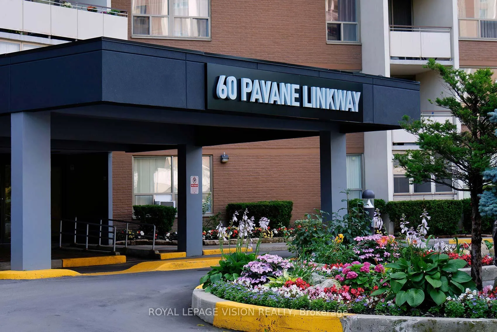Photo 1 of Unit 907, 60 Pavane Linkway, Toronto, Flemingdon Park — HOMEH