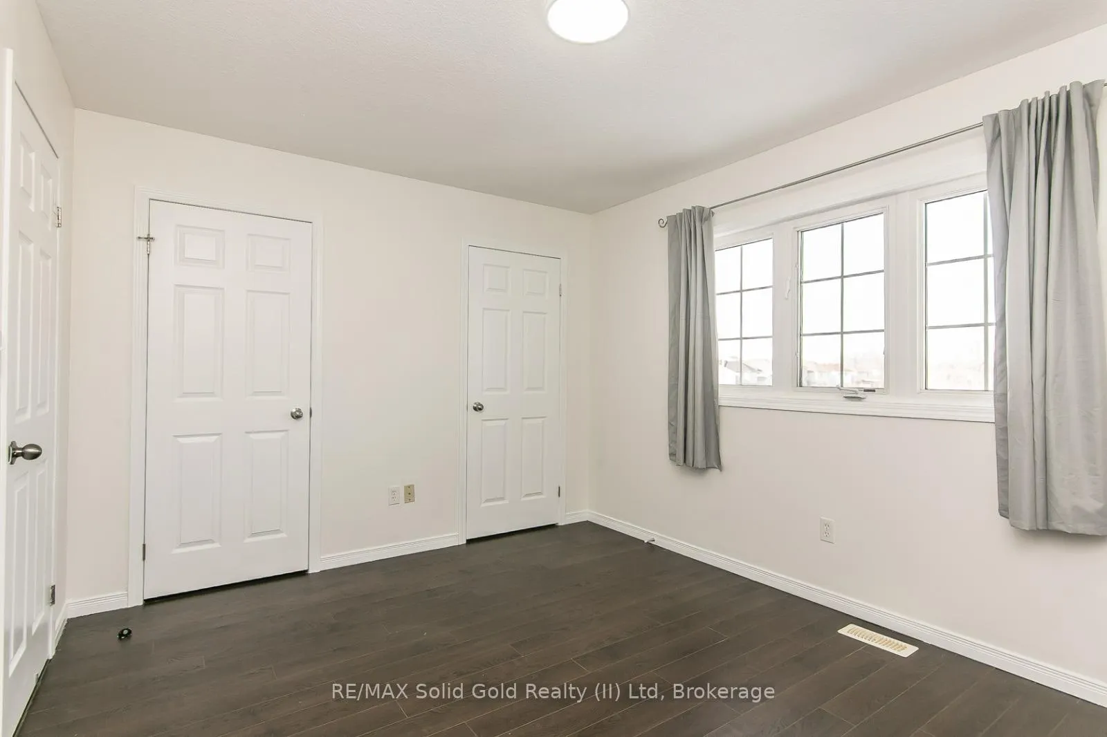 Photo 32 of Unit B, 242 Westmeadow Drive, Kitchener, Highland West — HOMEH