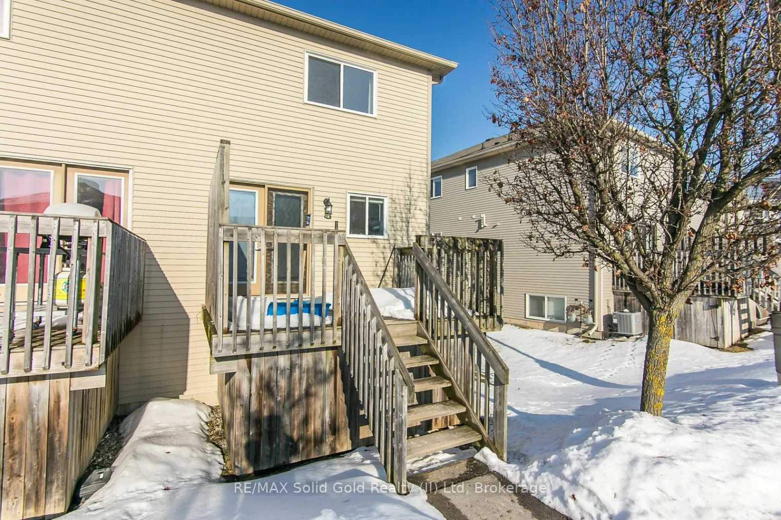 Photo 36 of Unit B, 242 Westmeadow Drive, Kitchener, Highland West — HOMEH