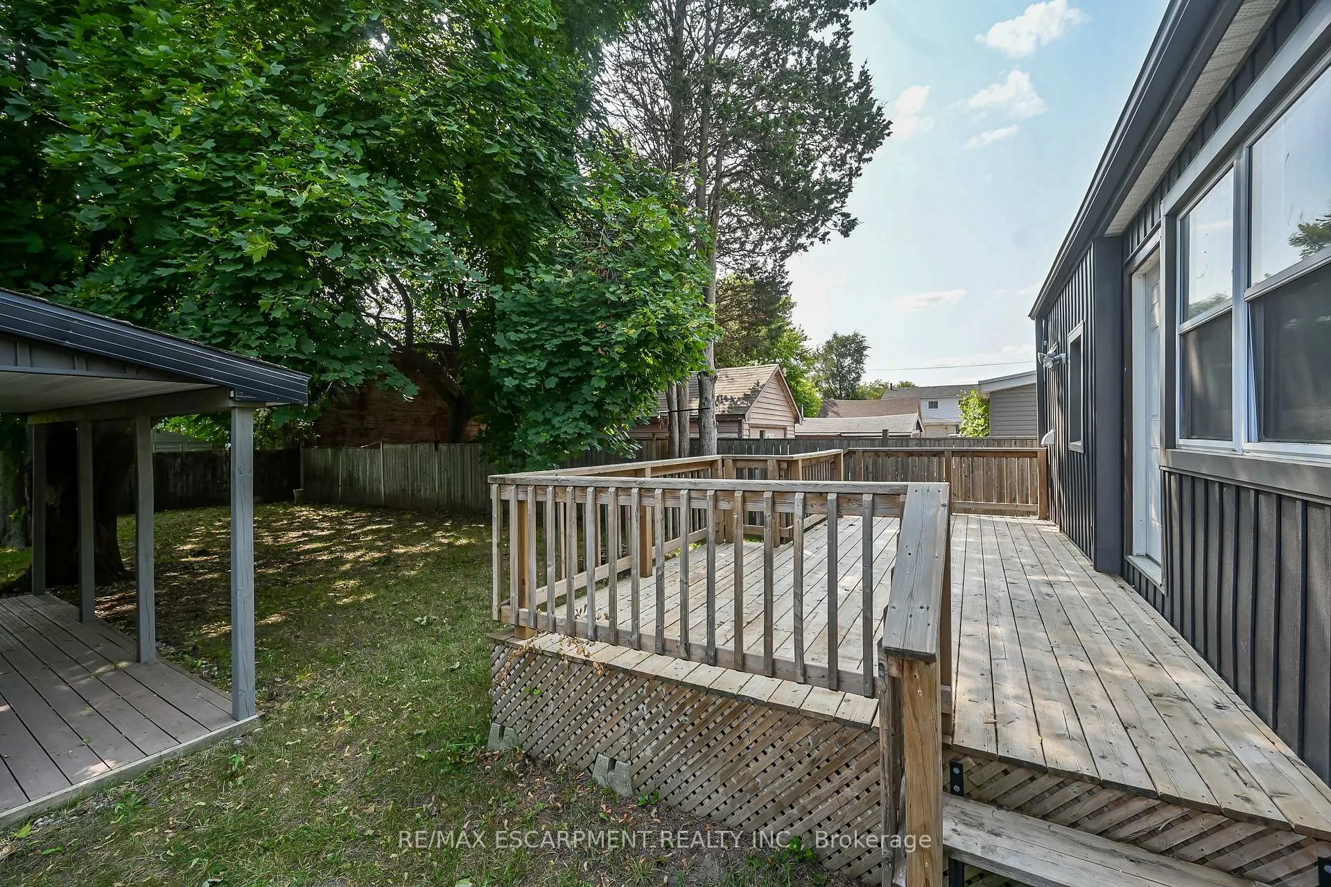 Photo 4 of 149 Elgin Street, Brantford — HOMEH