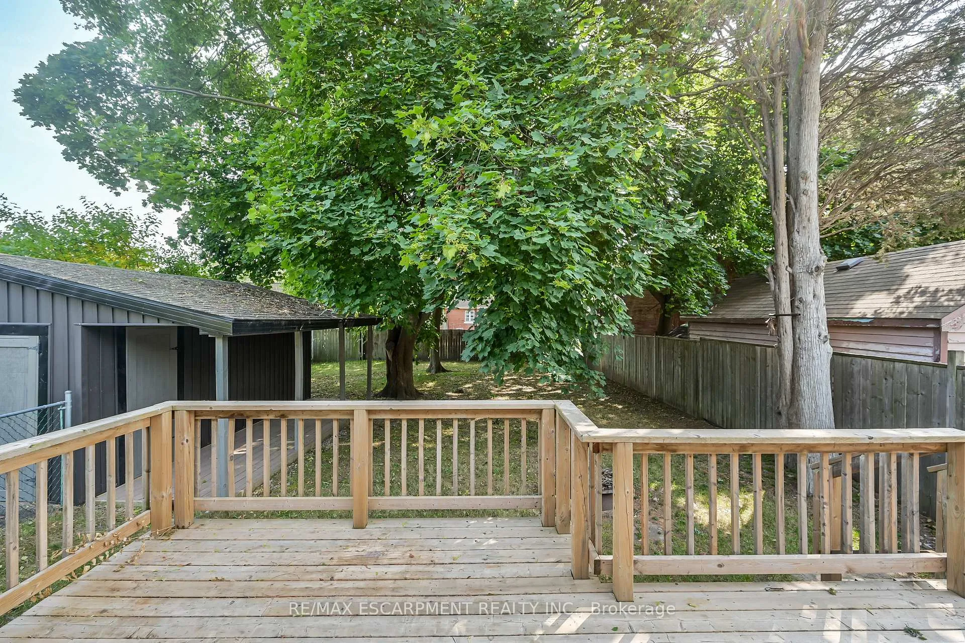 Photo 5 of 149 Elgin Street, Brantford — HOMEH
