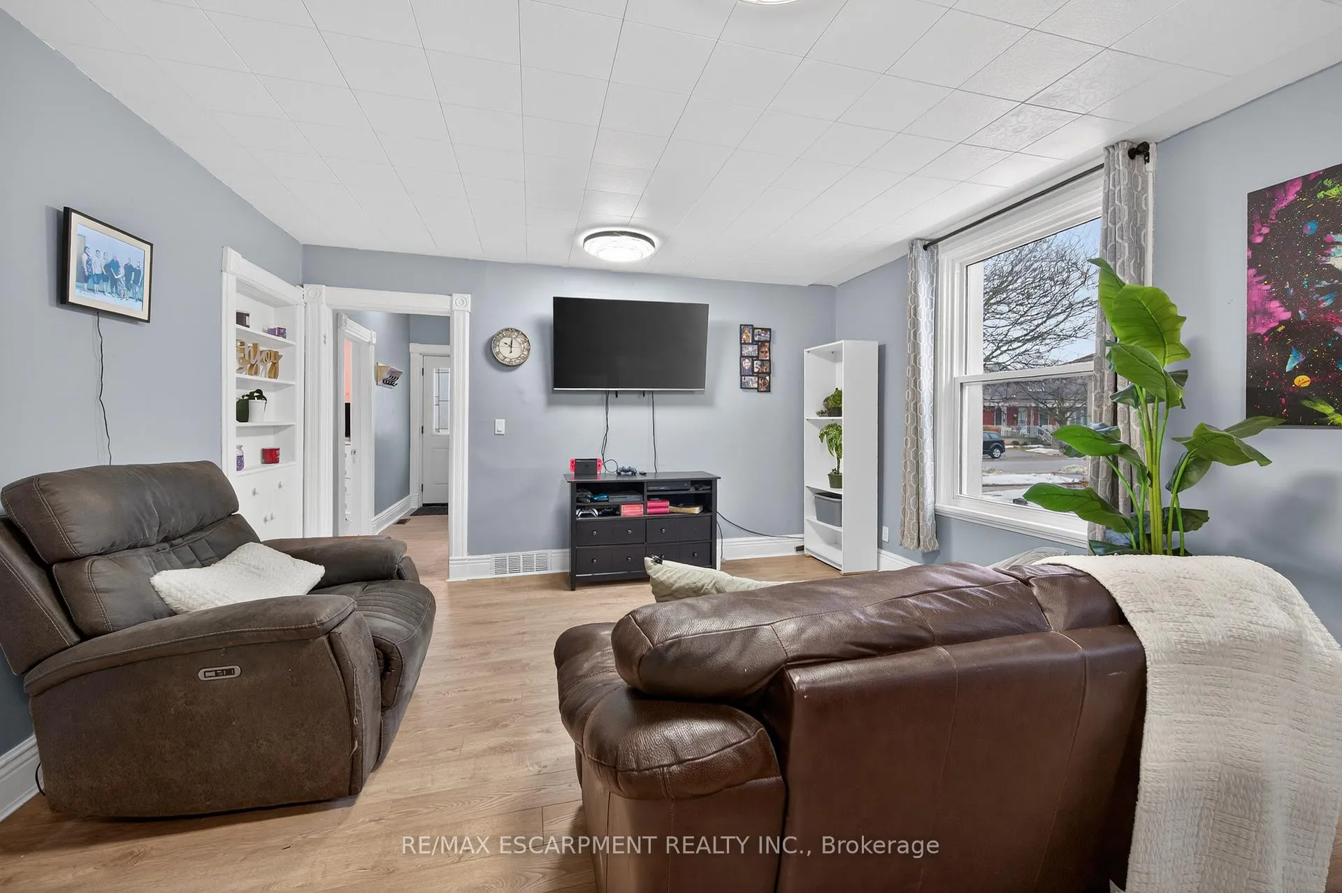 Photo 13 of 149 Elgin Street, Brantford — HOMEH