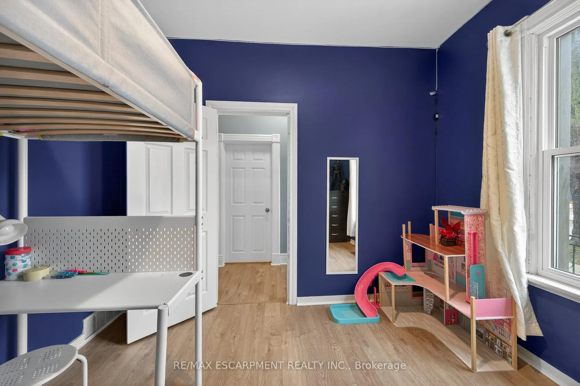 Photo 27 of 149 Elgin Street, Brantford — HOMEH