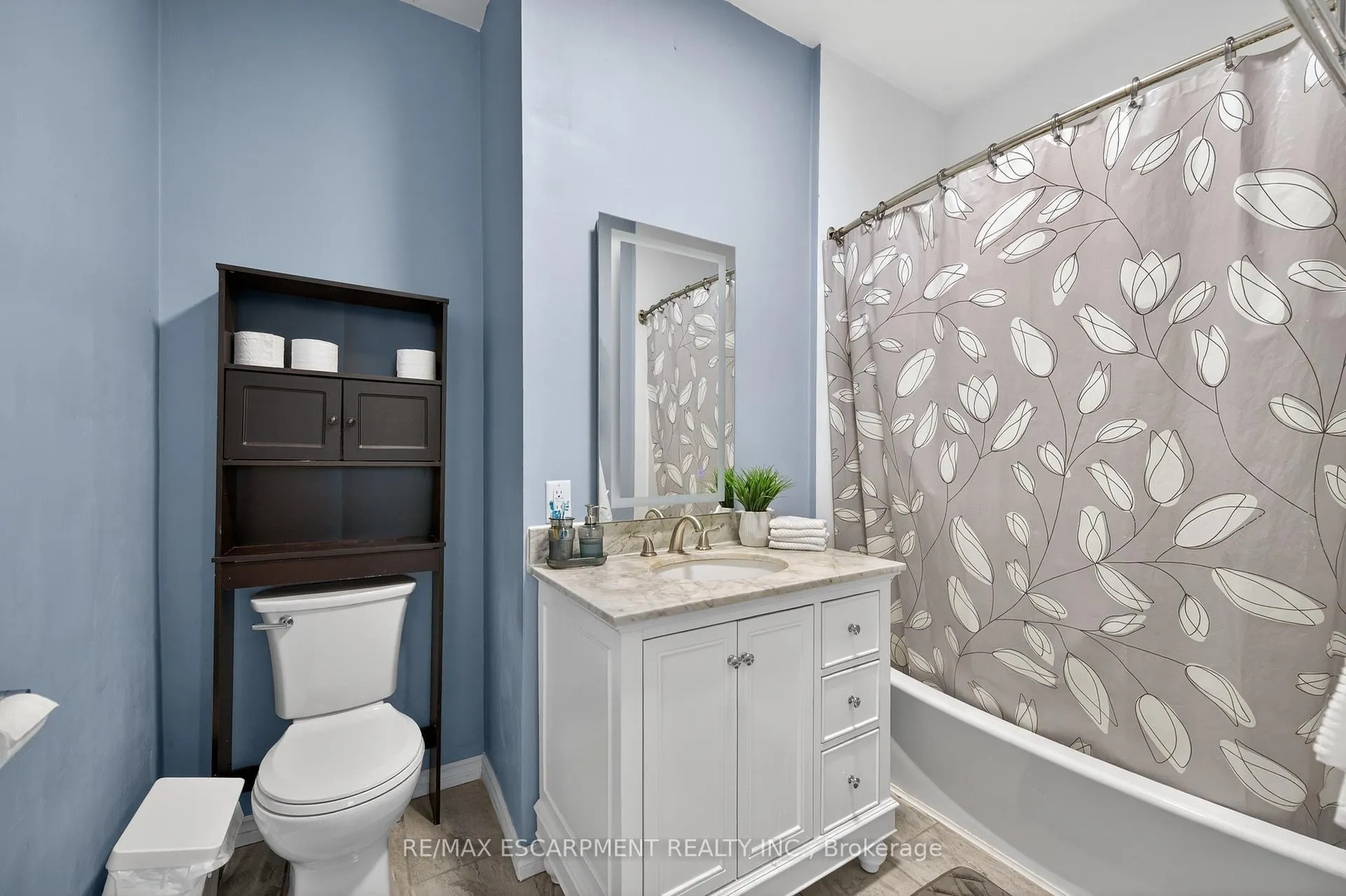 Photo 31 of 149 Elgin Street, Brantford — HOMEH