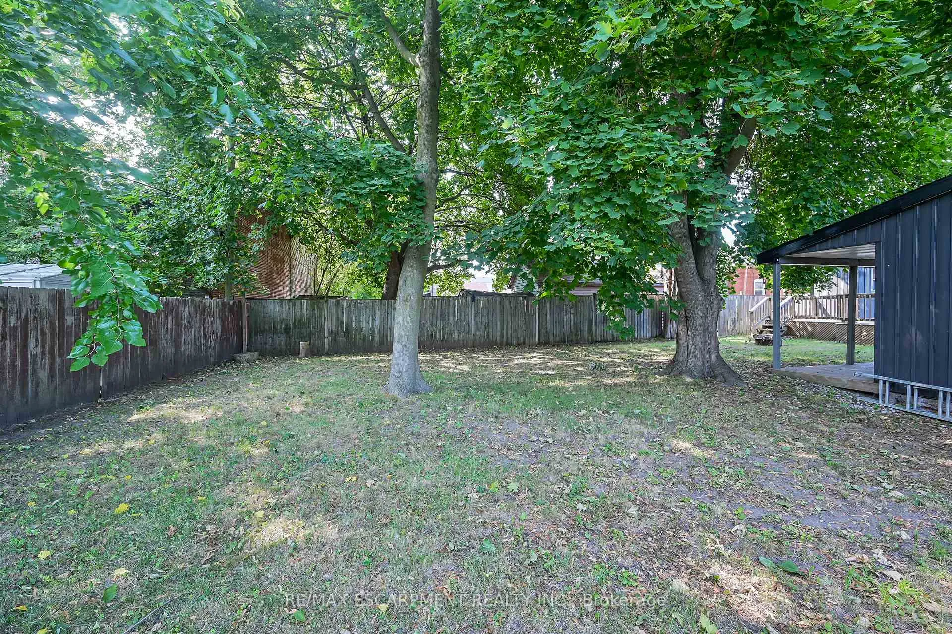 Photo 48 of 149 Elgin Street, Brantford — HOMEH