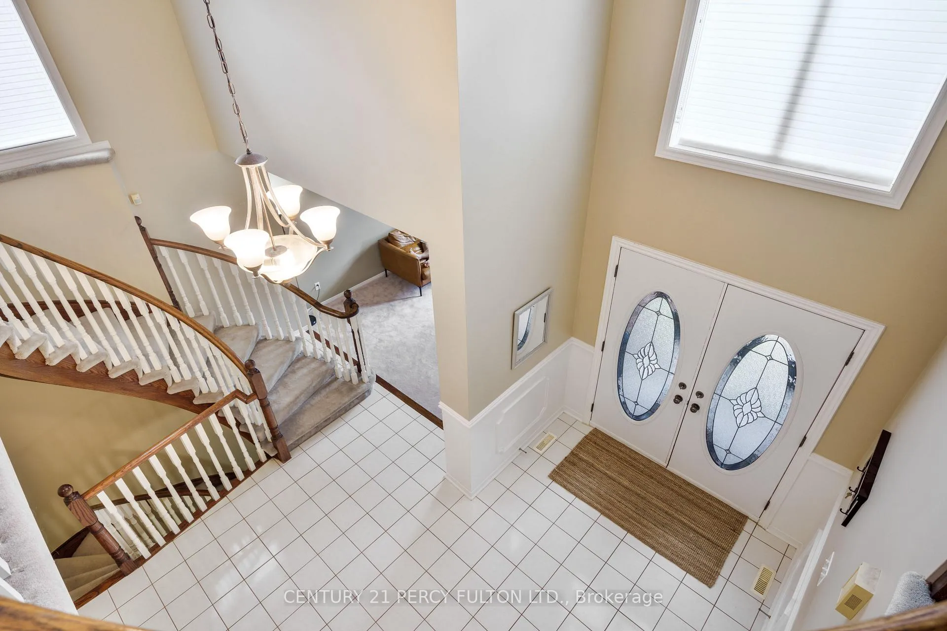 Photo 15 of 54 Cityview Circle, Barrie, Holly — HOMEH