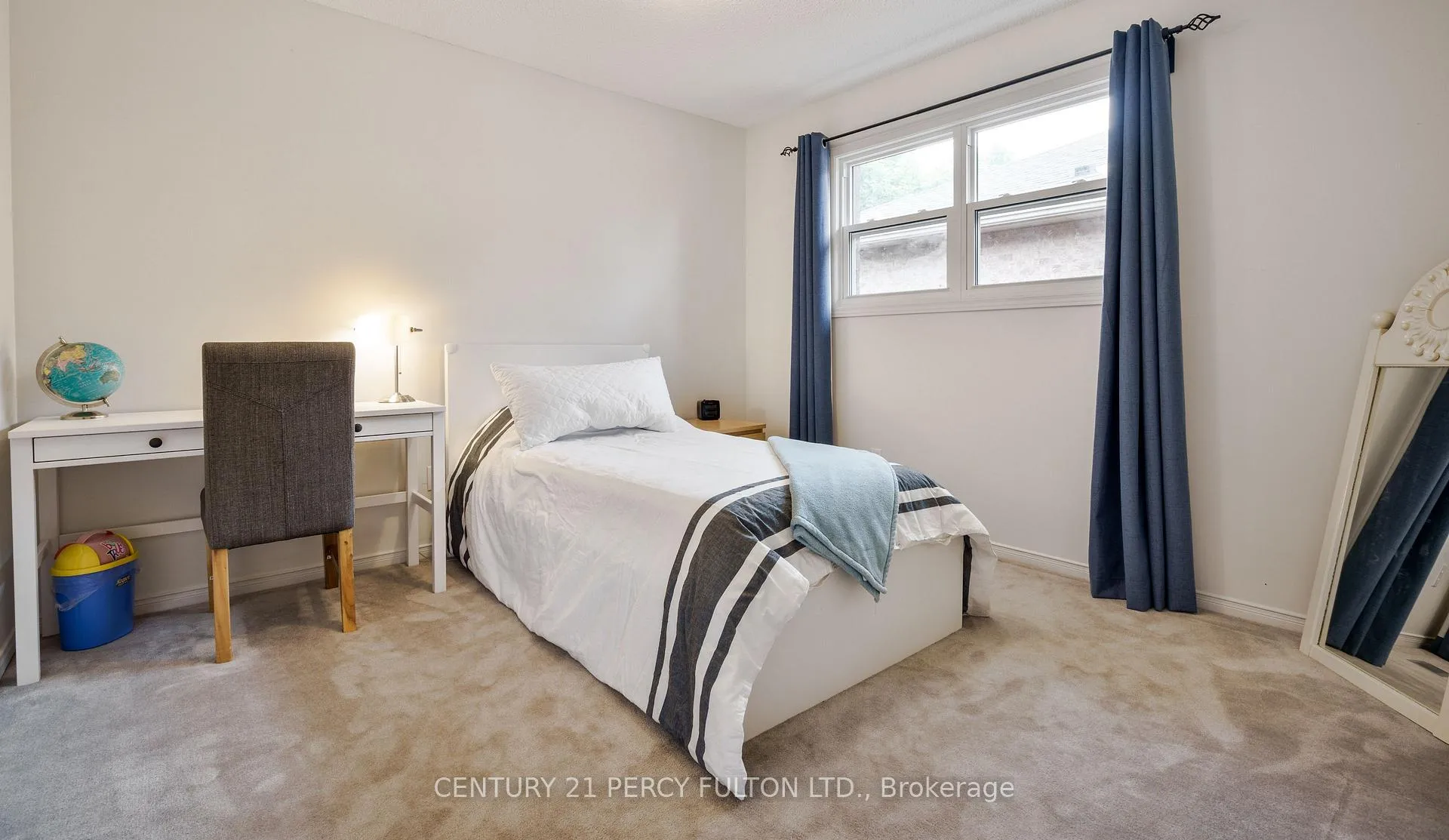 Photo 22 of 54 Cityview Circle, Barrie, Holly — HOMEH