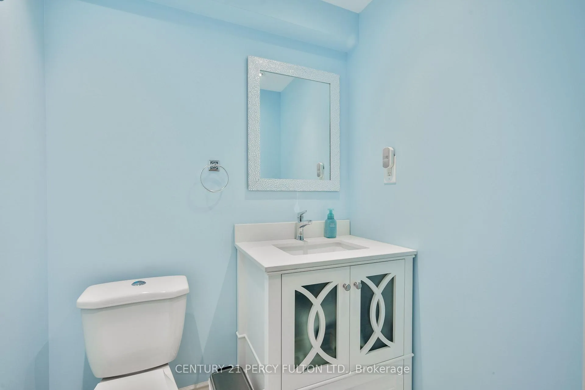 Photo 33 of 54 Cityview Circle, Barrie, Holly — HOMEH