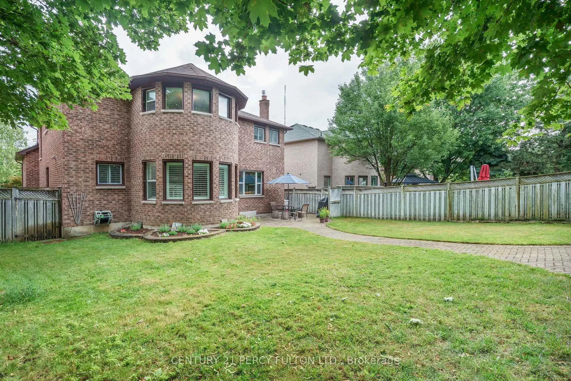 Photo 35 of 54 Cityview Circle, Barrie, Holly — HOMEH