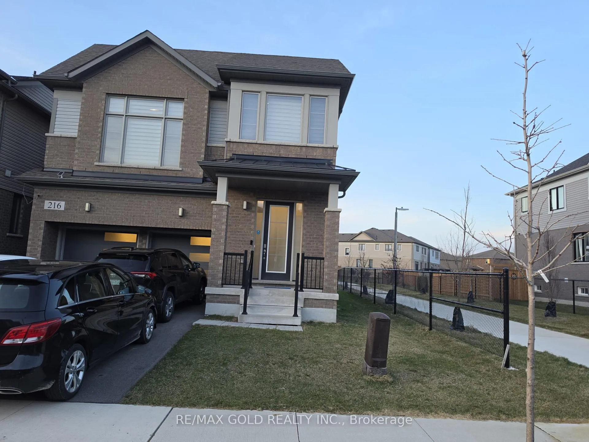 Photo 1 of 216 Provident Way, Hamilton, Mount Hope — HOMEH