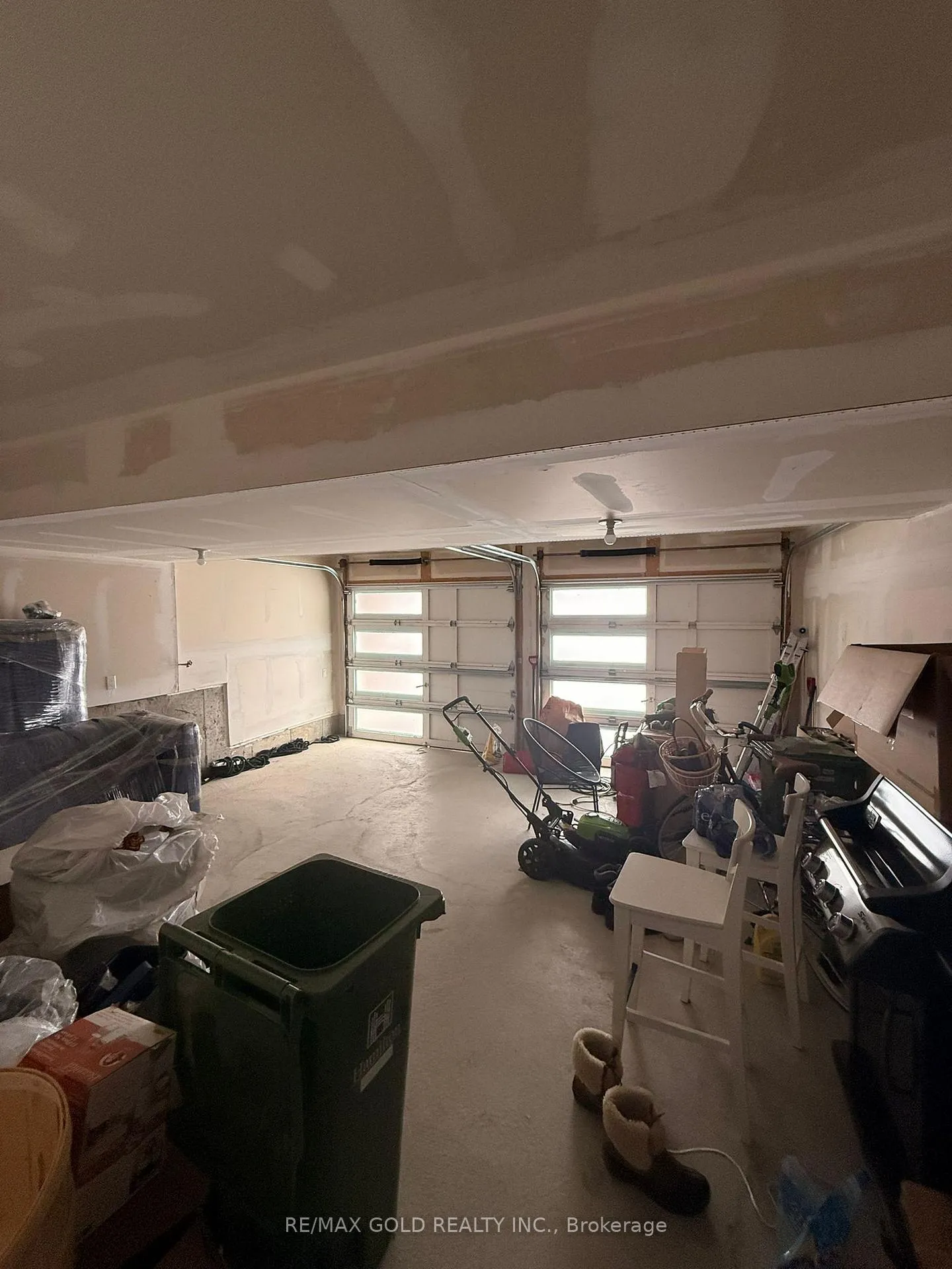 Photo 25 of 216 Provident Way, Hamilton, Mount Hope — HOMEH