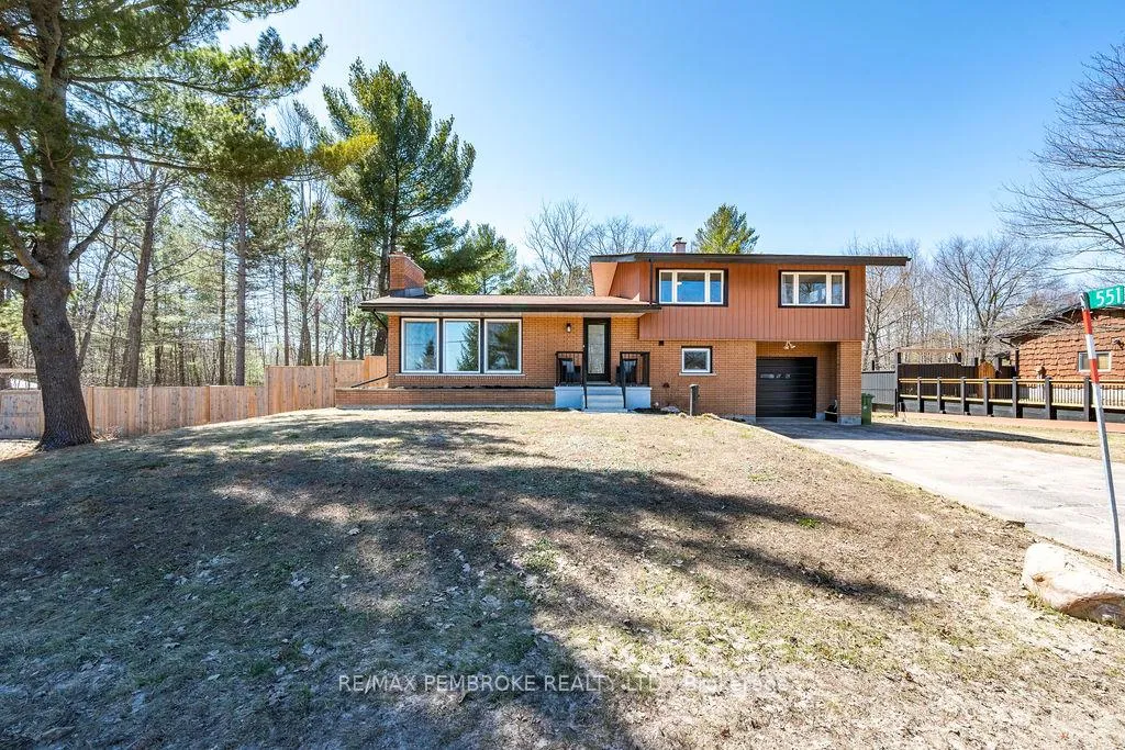 Photo 1 of 551 Laurentian Drive, Petawawa — HOMEH