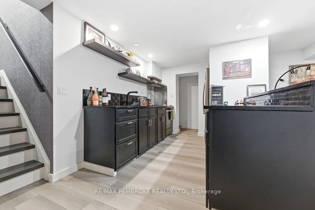 Photo 28 of 551 Laurentian Drive, Petawawa — HOMEH
