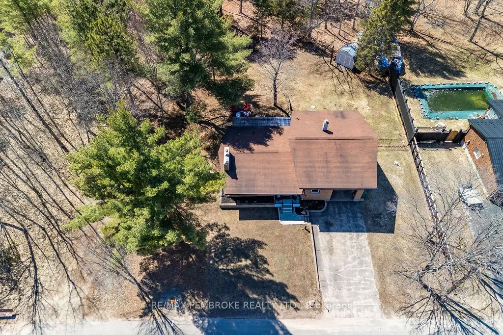 Photo 44 of 551 Laurentian Drive, Petawawa — HOMEH