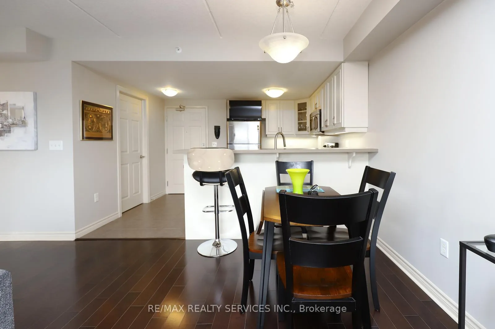 Photo 13 of Unit 301, 60 Lynnmore Street, Guelph, Pineridge/Westminster Woods — HOMEH