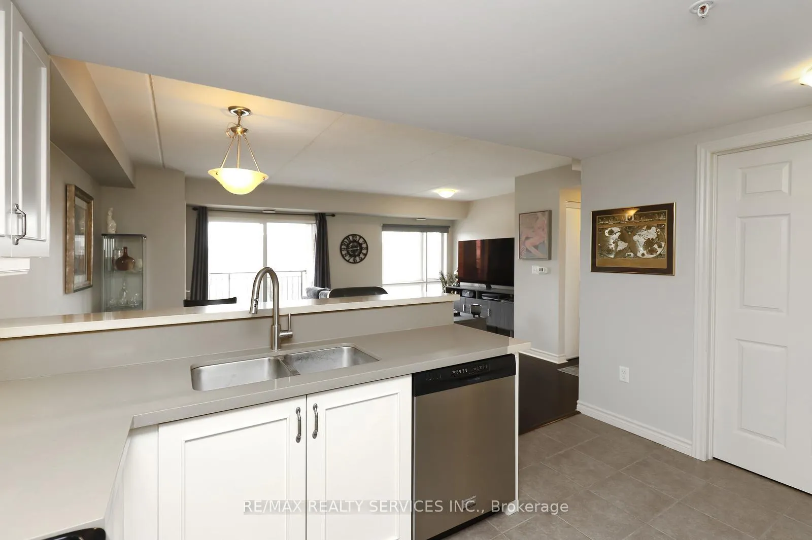 Photo 16 of Unit 301, 60 Lynnmore Street, Guelph, Pineridge/Westminster Woods — HOMEH