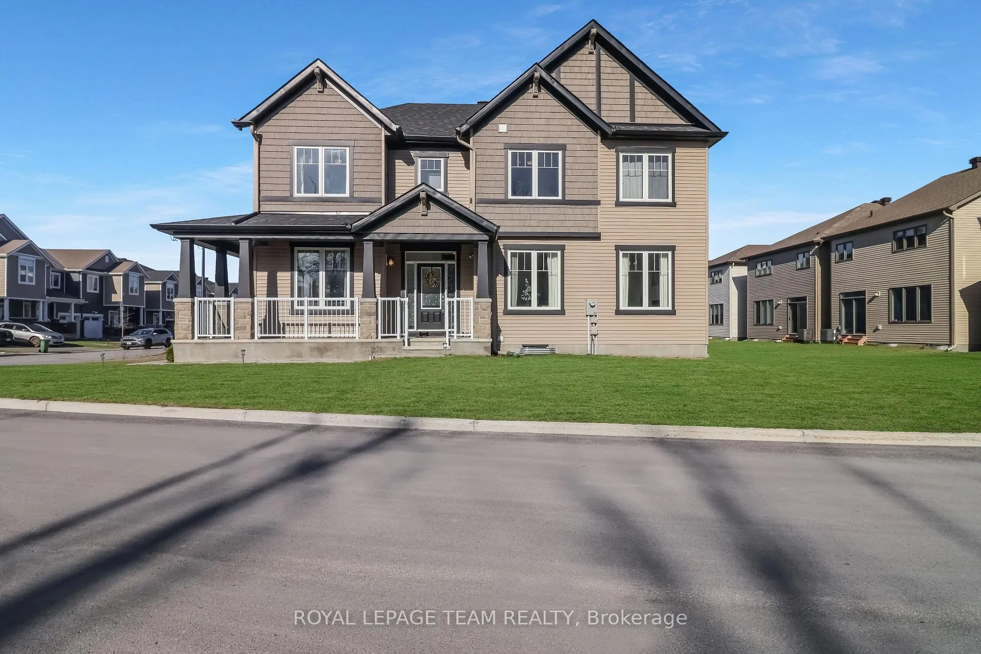 Front of 647 Cygnus Street
