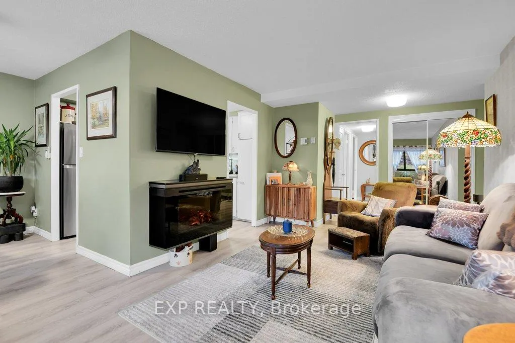 Photo 13 of Unit 304, 109 King Street E, Brockville — HOMEH