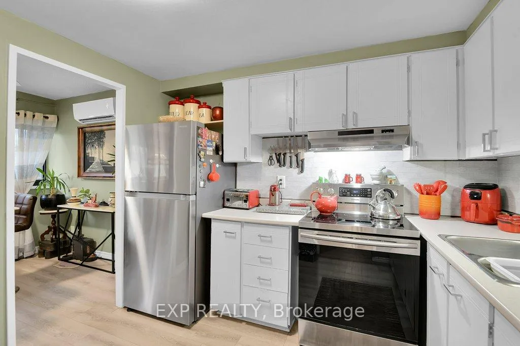 Photo 19 of Unit 304, 109 King Street E, Brockville — HOMEH