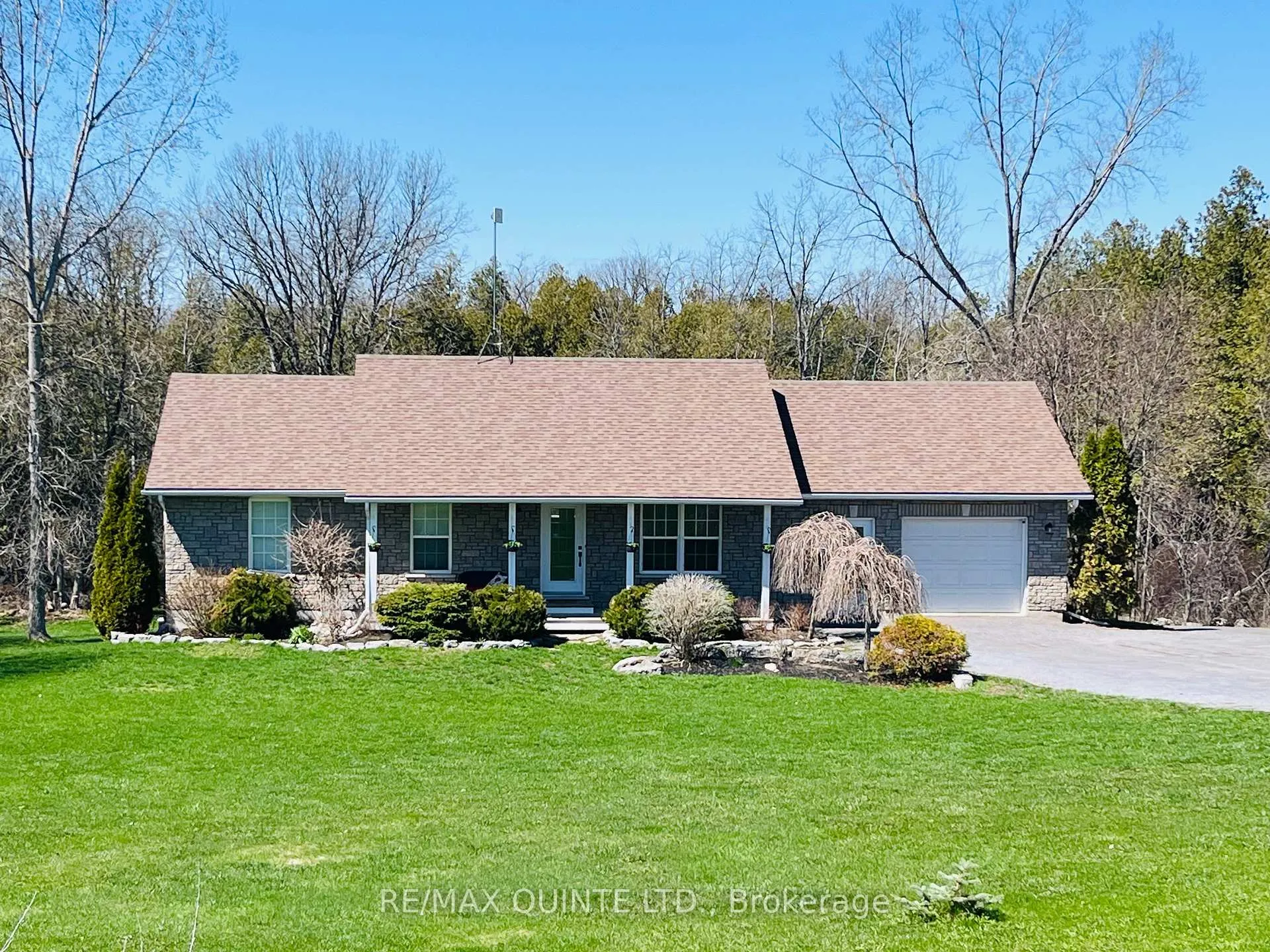 Photo 1 of 847 Thrasher Road, Belleville, Thurlow Ward — HOMEH