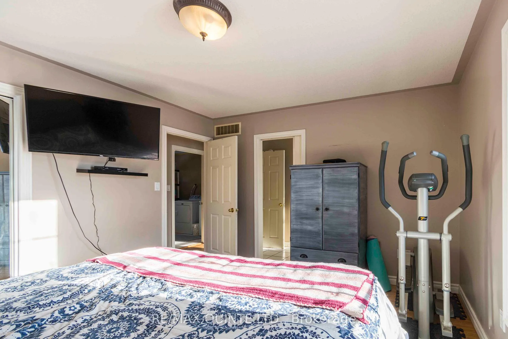 Photo 22 of 847 Thrasher Road, Belleville, Thurlow Ward — HOMEH