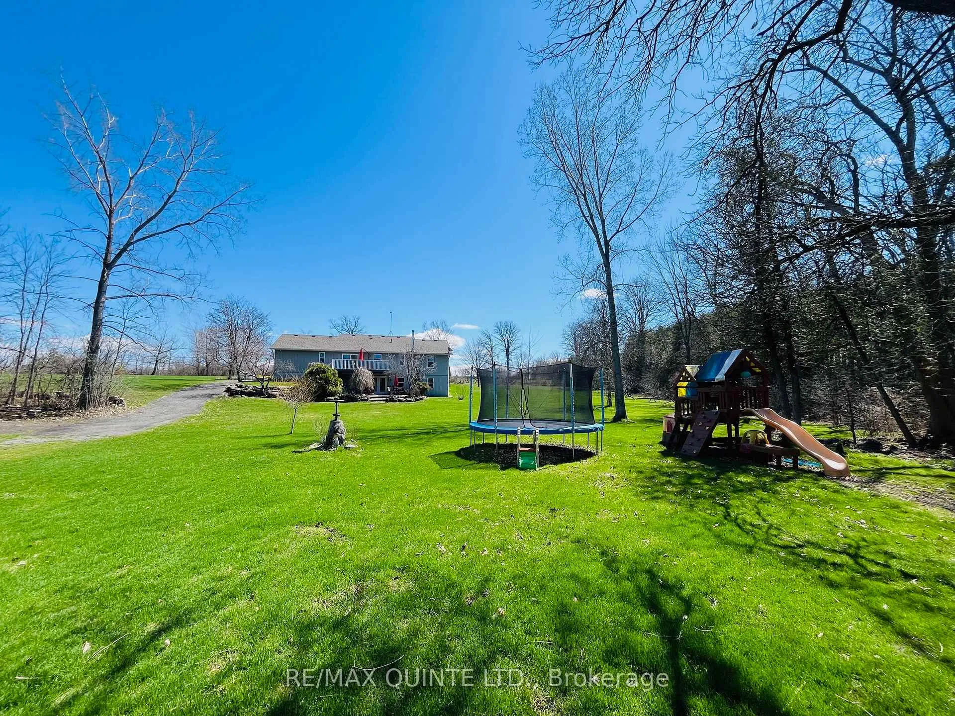 Photo 40 of 847 Thrasher Road, Belleville, Thurlow Ward — HOMEH
