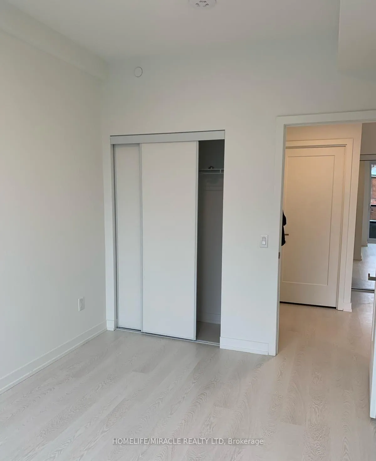 Photo 8 of Unit 207, 415 Main Street W, Hamilton, Kirkendall — HOMEH