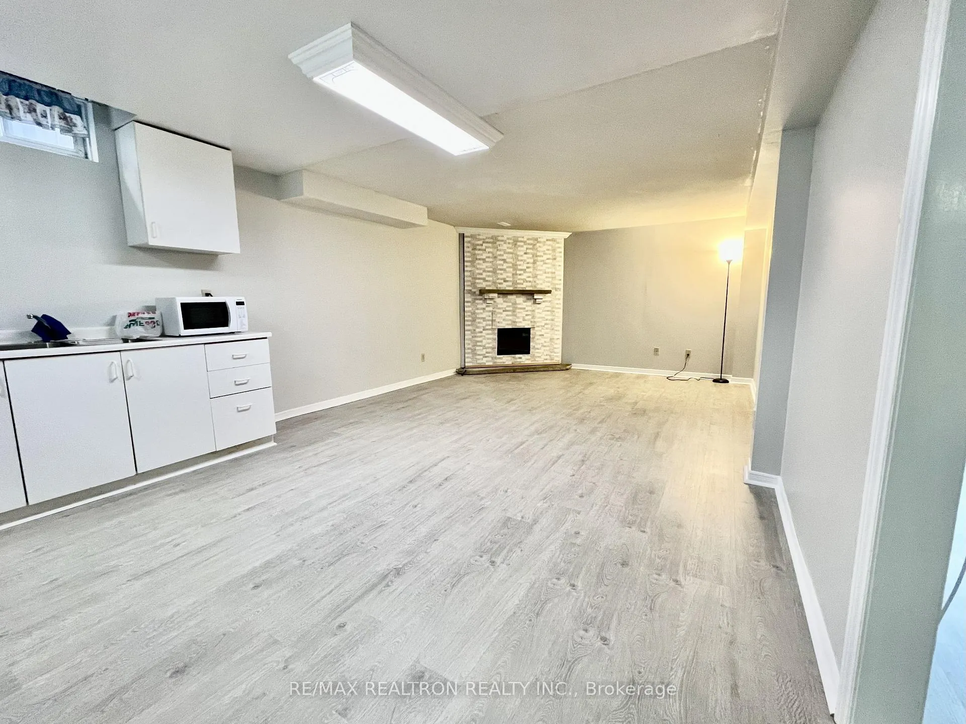 Photo 8 of Unit Basement, 35 Soho Crescent, Markham, Markville — HOMEH