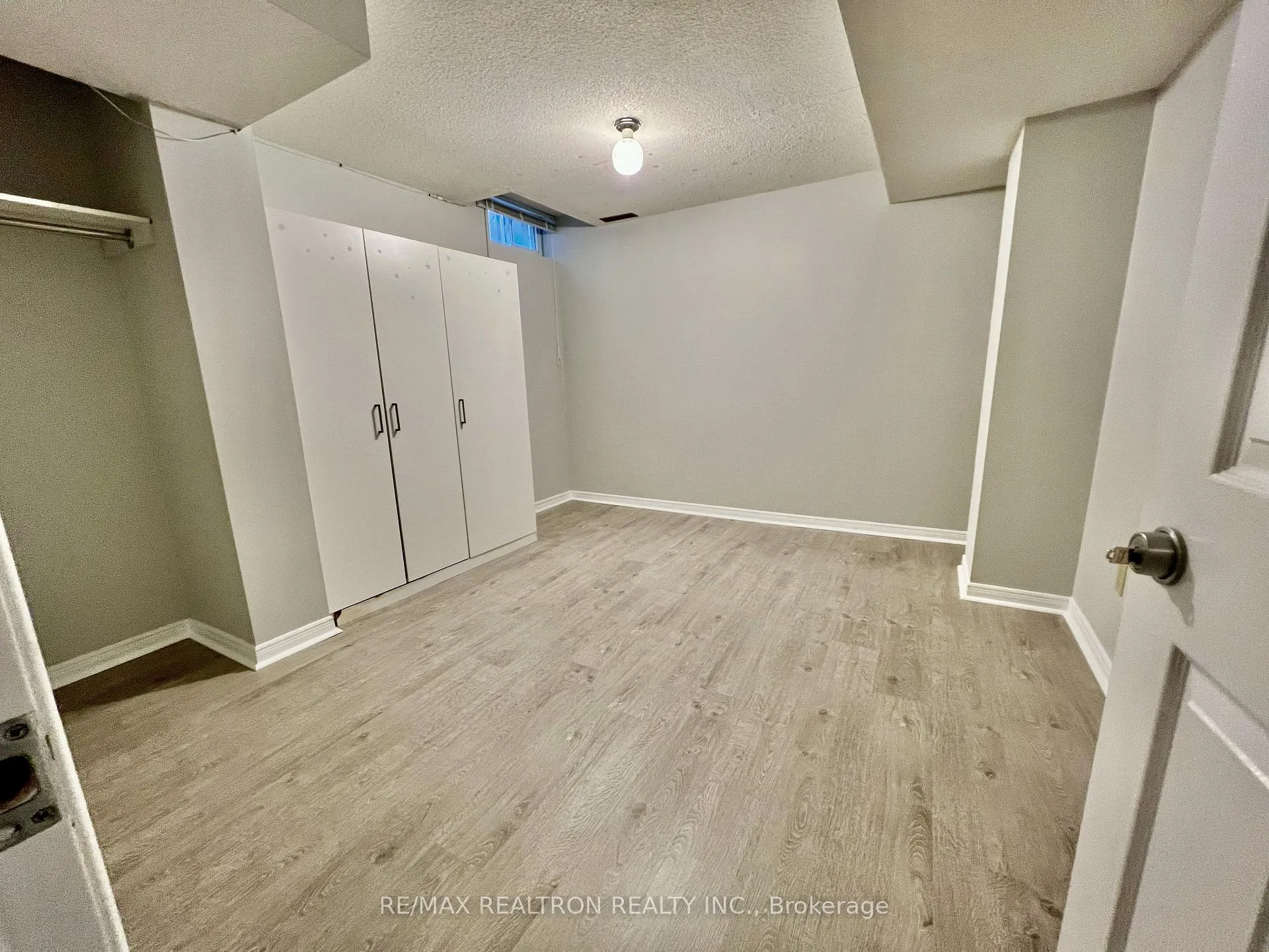 Photo 12 of Unit Basement, 35 Soho Crescent, Markham, Markville — HOMEH