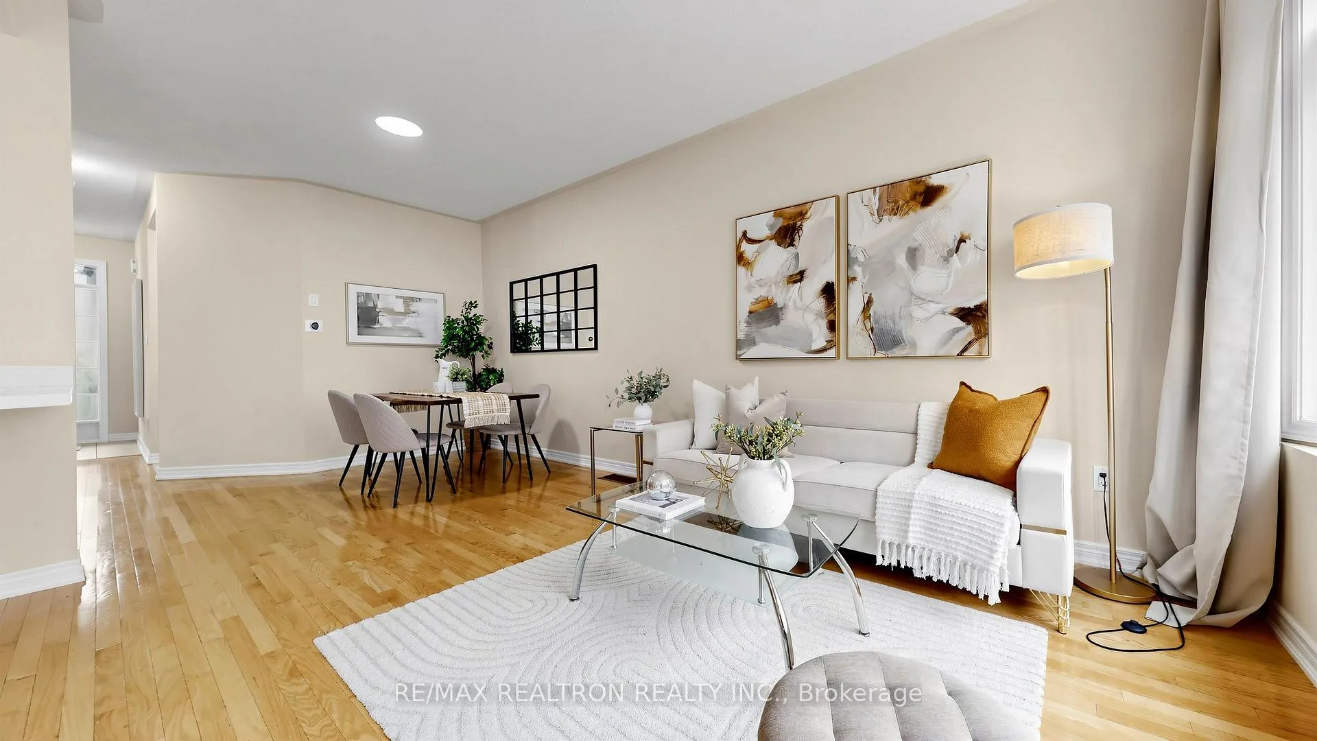 Photo 7 of 52 Gauguin Avenue, Vaughan, Patterson — HOMEH
