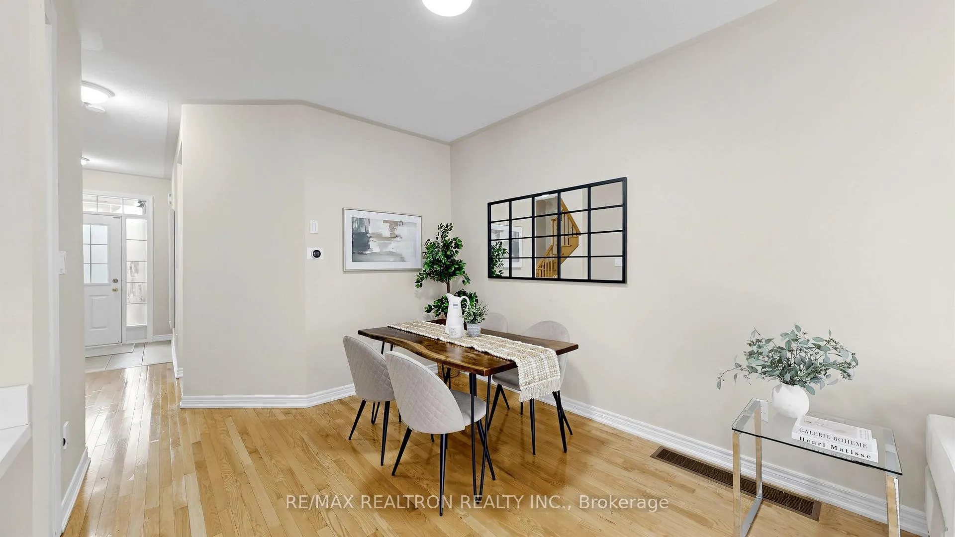 Photo 9 of 52 Gauguin Avenue, Vaughan, Patterson — HOMEH