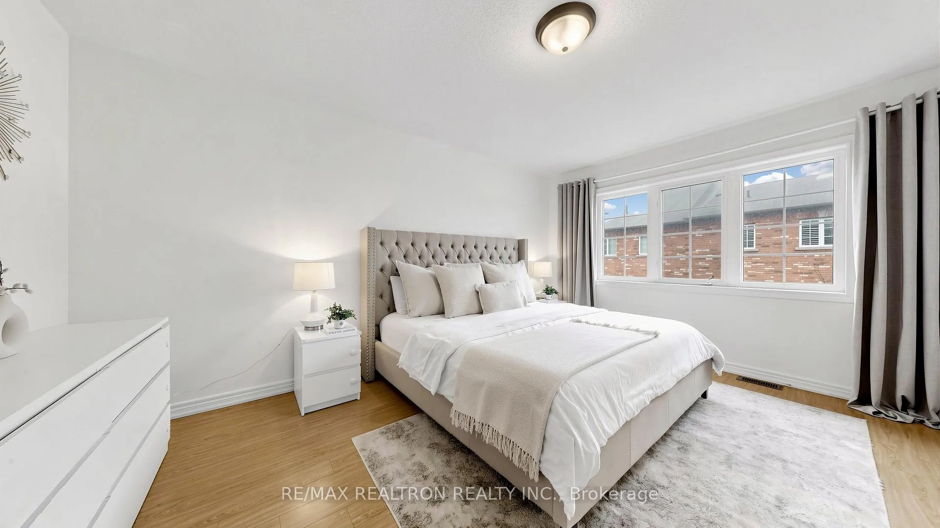 Photo 17 of 52 Gauguin Avenue, Vaughan, Patterson — HOMEH