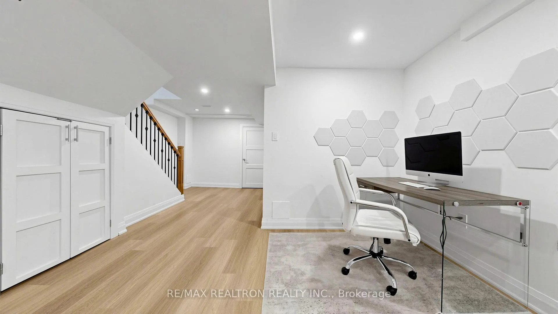 Photo 32 of 52 Gauguin Avenue, Vaughan, Patterson — HOMEH