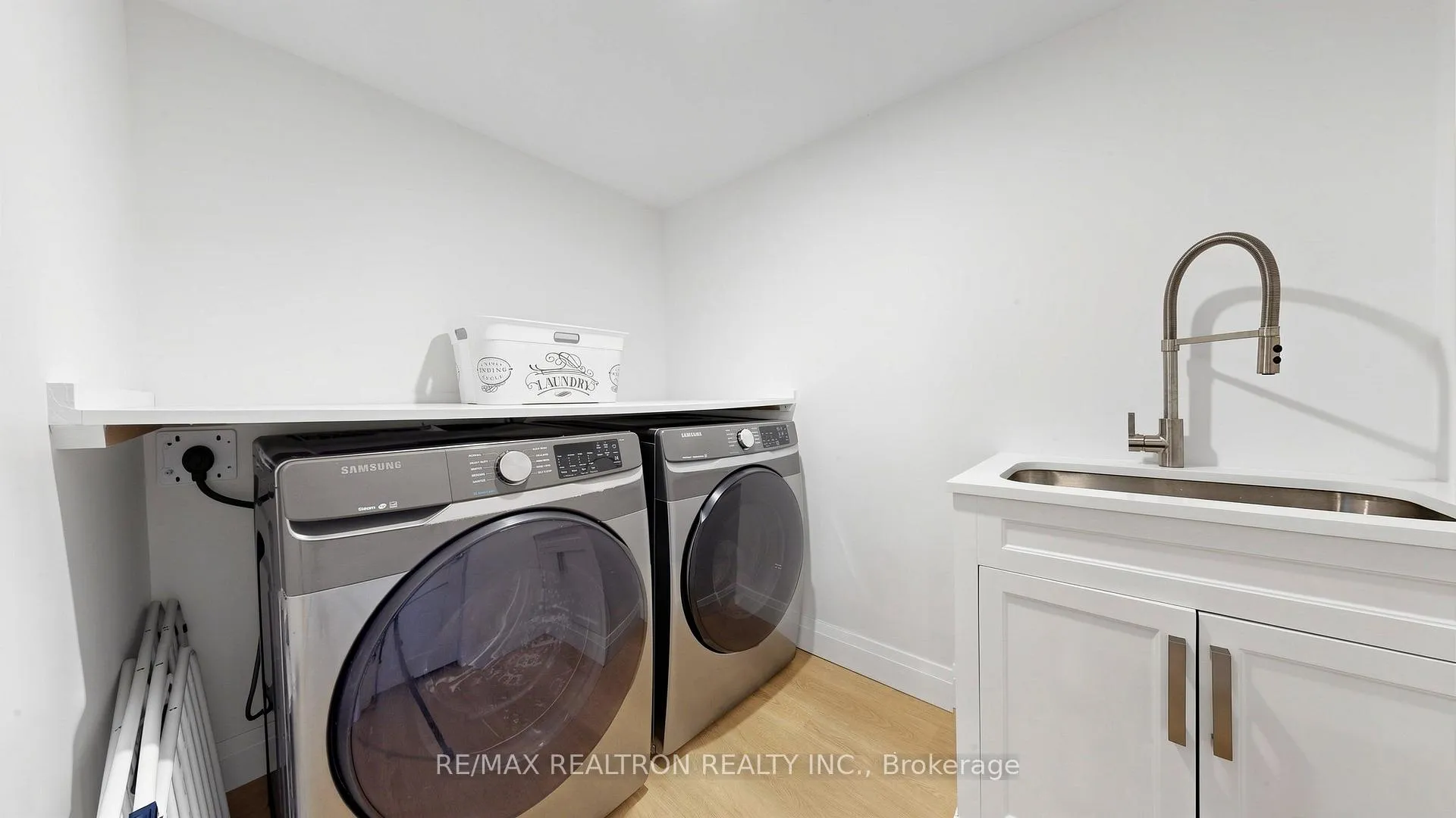 Photo 35 of 52 Gauguin Avenue, Vaughan, Patterson — HOMEH