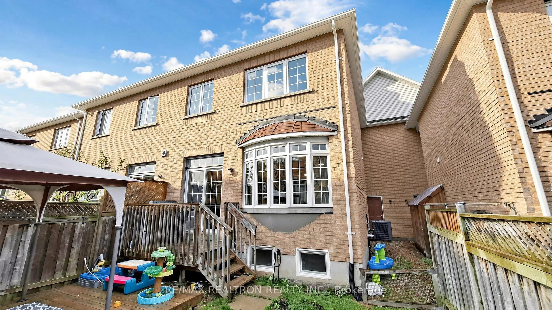 Photo 36 of 52 Gauguin Avenue, Vaughan, Patterson — HOMEH