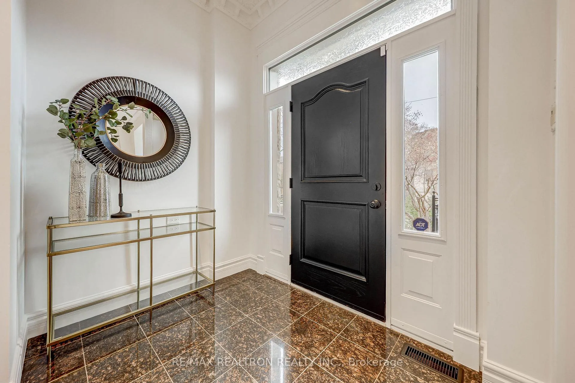 Photo 3 of 47 Haddington Avenue, Toronto, Bedford Park-Nortown — HOMEH