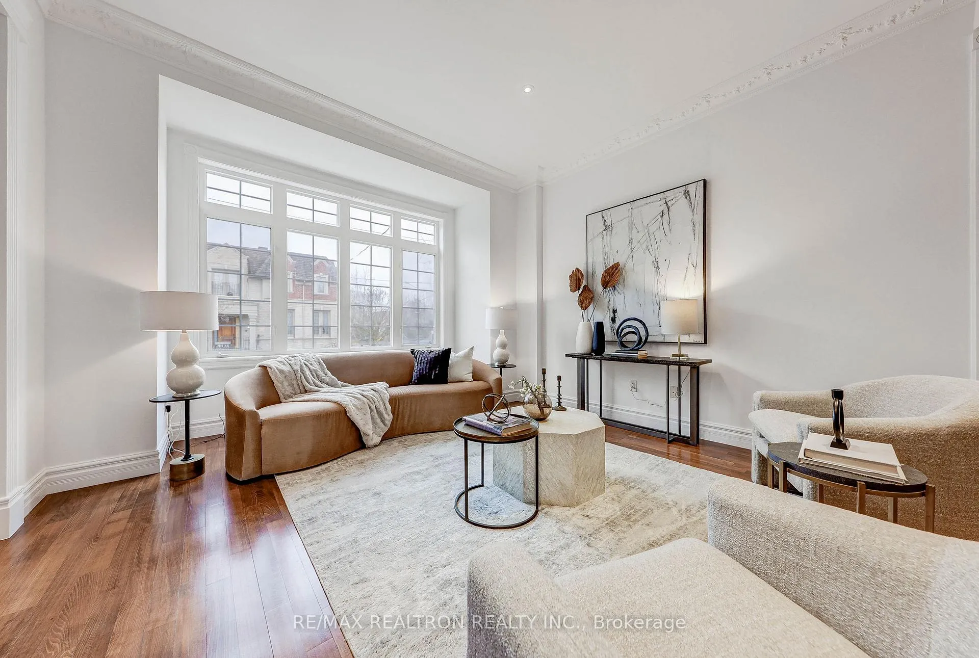 Photo 4 of 47 Haddington Avenue, Toronto, Bedford Park-Nortown — HOMEH