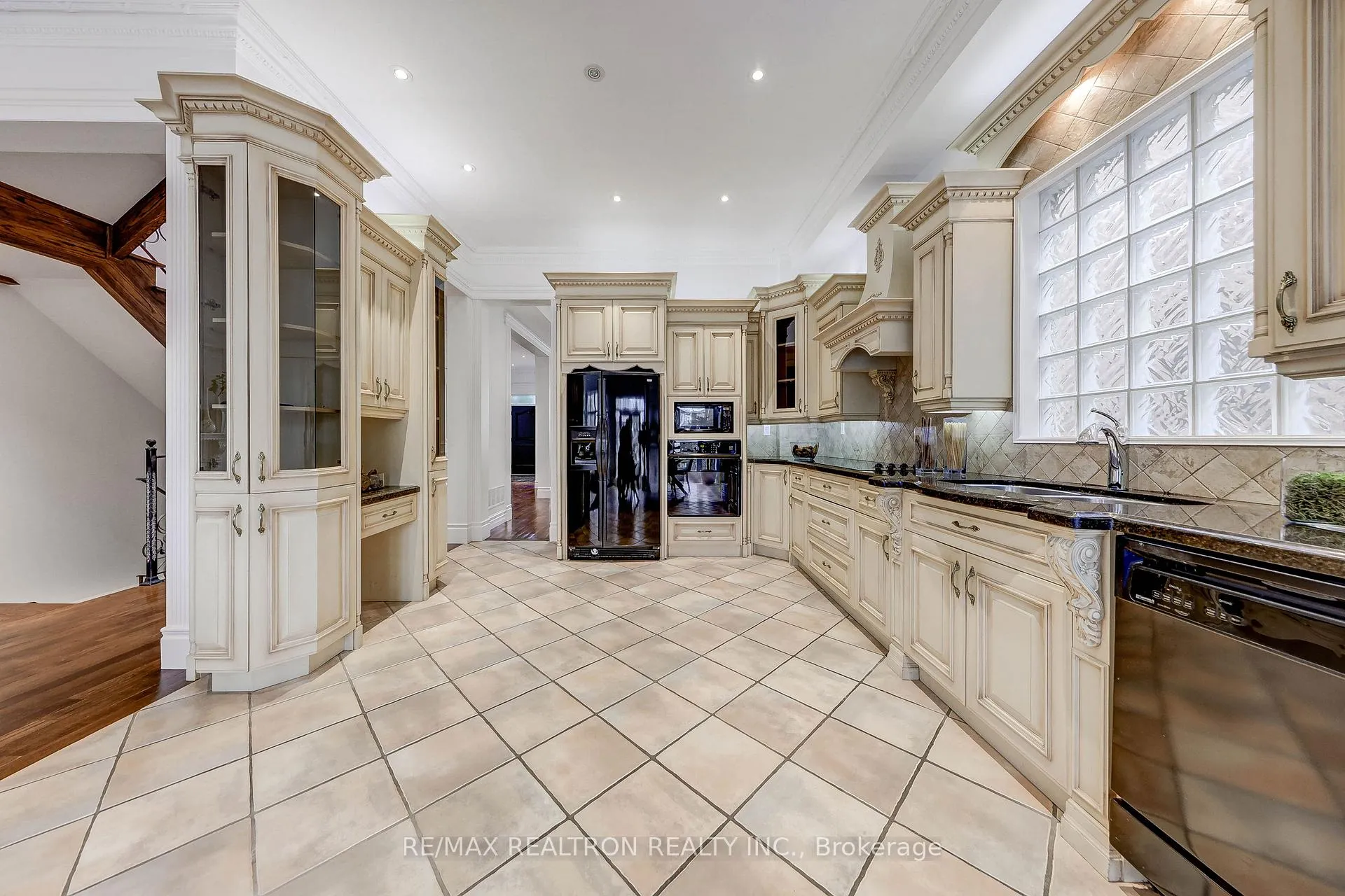 Photo 9 of 47 Haddington Avenue, Toronto, Bedford Park-Nortown — HOMEH