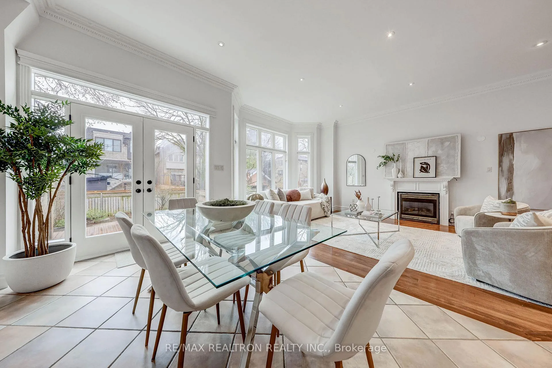 Photo 10 of 47 Haddington Avenue, Toronto, Bedford Park-Nortown — HOMEH