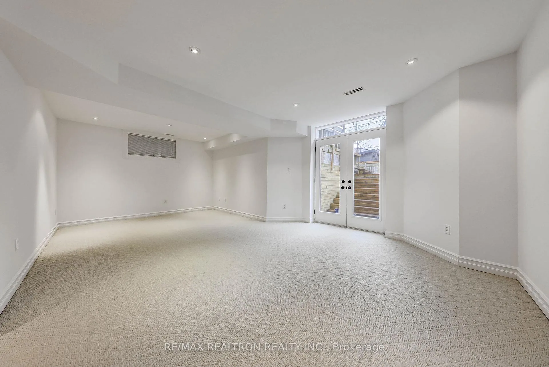 Photo 21 of 47 Haddington Avenue, Toronto, Bedford Park-Nortown — HOMEH