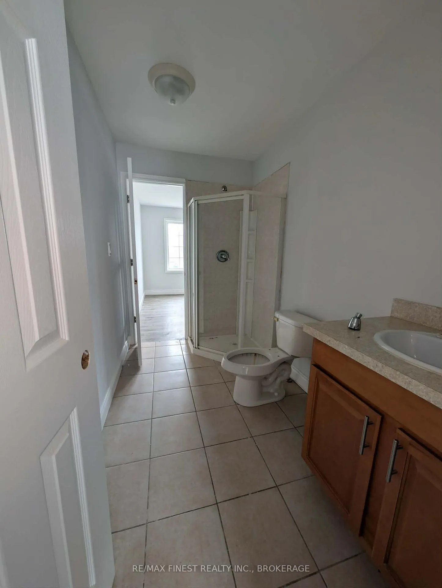 Photo 14 of 253 Conacher Drive, Kingston, Rideau — HOMEH