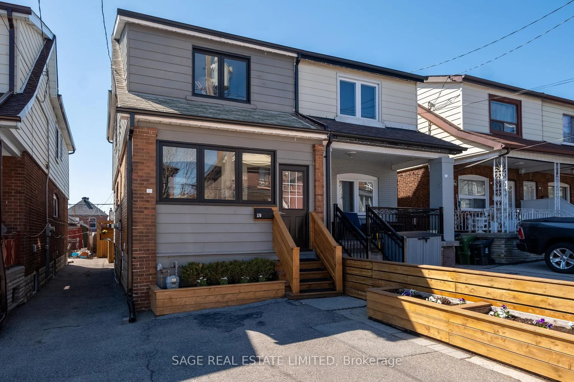 Photo 39 of 178 Prescott Avenue, Toronto, Weston-Pellam Park — HOMEH